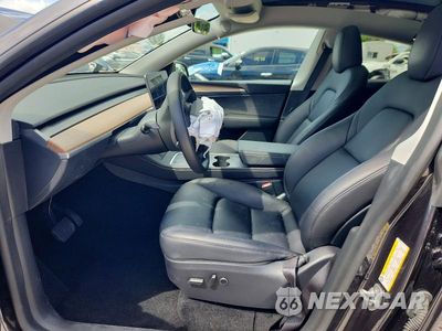 Zdjęcie 7 z 13 samochodu: 2025 TESLA MODEL Y VIN:7SAYGDED6SF268043 - miniatura