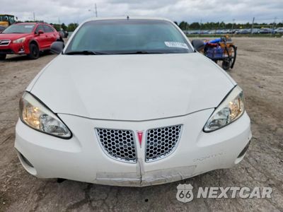 Piąte zdjęcie samochodu w środku: 2005 PONTIAC GRAND PRIX GT VIN:2G2WS522251198855 - miniatura