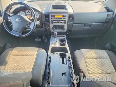 Zdjęcie 8 z 12 samochodu: 2012 NISSAN TITAN SV VIN:1N6BA0EC2CN313774 - miniatura