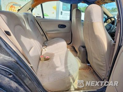 Zdjęcie 10 z 12 samochodu: 2002 SATURN SL1 VIN:1G8ZH52832Z157157 - miniatura