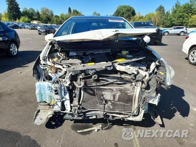 Piąte zdjęcie samochodu w środku: 2012 TOYOTA PRIUS THREE VIN:JTDKN3DU6C1553873 - miniatura