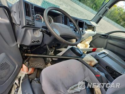 Zdjęcie 8 z 13 samochodu: 2022 CHEVROLET 4500HD BOX TRUCK VIN:JALCDW169N7014841 - miniatura