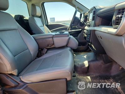 Zdjęcie 10 z 12 samochodu: 2022 FORD F150 VIN:1FTMF1CB2NKE26352 - miniatura