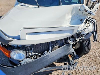 Zdjęcie 12 z 14 samochodu: 2011 TOYOTA FJ CRUISER BASE VIN:JTEBU4BFXBK113396 - miniatura