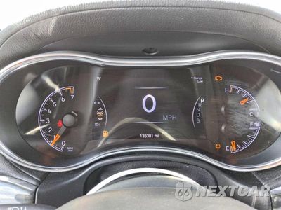 Zdjęcie 9 z 13 samochodu: 2015 JEEP GRAND CHEROKEE OVERLAND VIN:1C4RJECG9FC231612 - miniatura