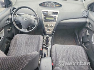 Zdjęcie 8 z 12 samochodu: 2008 TOYOTA YARIS BASE VIN:JTDBT923281261986 - miniatura