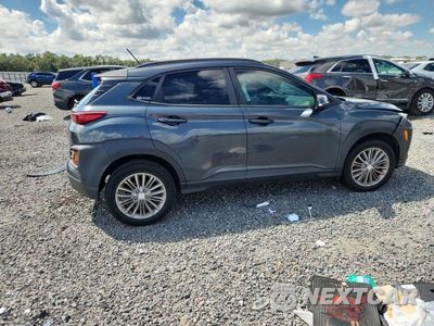 Trzecie zdjęcie samochodu z tyłu: 2019 HYUNDAI KONA SEL VIN:KM8K22AA2KU207244 - miniatura