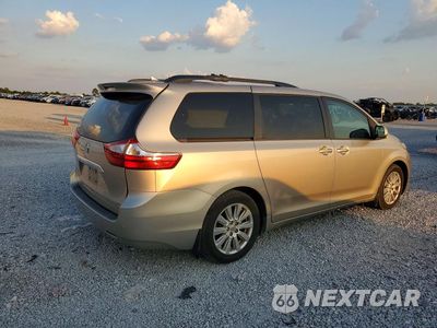 Trzecie zdjęcie samochodu z tyłu: 2017 TOYOTA SIENNA LIMITED 7-PASSENGER VIN:5TDYZ3DC5HS785851 - miniatura