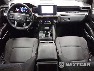 Zdjęcie 8 z 12 samochodu: 2025 TOYOTA TACOMA SR5 VIN:3TYKB5FN0ST025813 - miniatura