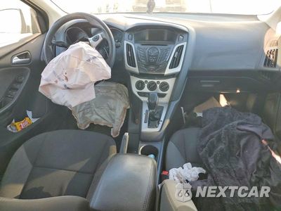Zdjęcie 8 z 12 samochodu: 2014 FORD FOCUS SE VIN:1FADP3K20EL334702 - miniatura