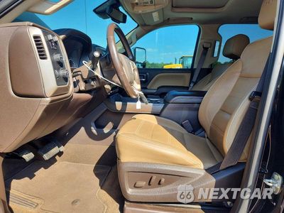 Zdjęcie 7 z 12 samochodu: 2018 GMC SIERRA K2500 DENALI VIN:1GT12UEY9JF231899 - miniatura