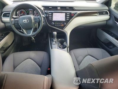 Zdjęcie 8 z 12 samochodu: 2018 TOYOTA CAMRY LE VIN:4T1B11HK5JU510142 - miniatura
