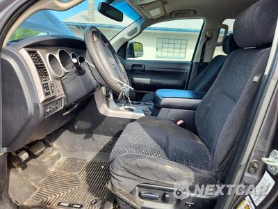 Zdjęcie 7 z 12 samochodu: 2013 TOYOTA TUNDRA CREWMAX SR5 VIN:5TFDY5F14DX305456 - miniatura
