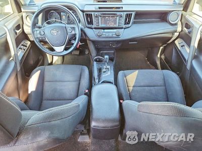Zdjęcie 8 z 13 samochodu: 2016 TOYOTA RAV4 XLE VIN:2T3RFREV9GW520783 - miniatura