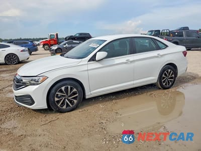 2024 VOLKSWAGEN JETTA S 3VW5M7BU0RM005709 - główne zdjęcie licytacji z USA - miniatura
