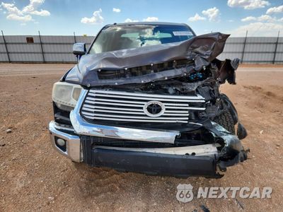 Piąte zdjęcie samochodu w środku: 2015 TOYOTA TUNDRA CREWMAX LIMITED VIN:5TFHW5F17FX443924 - miniatura