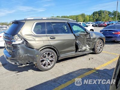 Trzecie zdjęcie samochodu z tyłu: 2023 BMW X7 XDRIVE40I VIN:5UX23EM09P9P83637 - miniatura