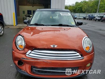Piąte zdjęcie samochodu w środku: 2013 MINI COOPER CLUBMAN VIN:WMWZF3C56DT489651 - miniatura
