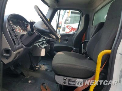 Zdjęcie 7 z 13 samochodu: 2022 FREIGHTLINER BUSINESS CLASS M2 BOX TRUCK VIN:3ALACWD23NDNA3479 - miniatura