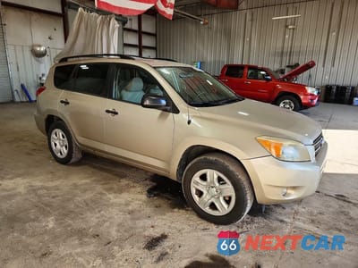 Czwarte zdjęcie samochodu z boku: 2008 TOYOTA RAV4 BASE VIN:JTMBD33VX86063086 - miniatura