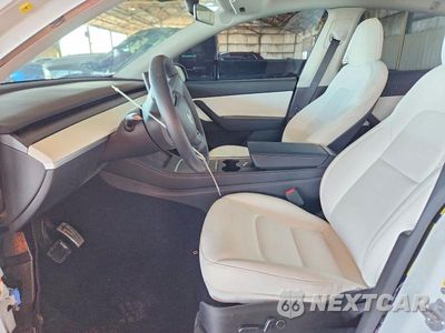 Zdjęcie 7 z 14 samochodu: 2022 TESLA MODEL Y VIN:7SAYGDEE5NF512262 - miniatura