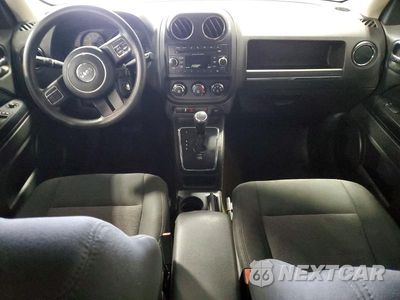Zdjęcie 8 z 13 samochodu: 2016 JEEP PATRIOT SPORT VIN:1C4NJPBA8GD687846 - miniatura