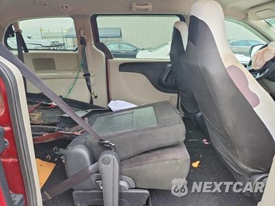 Zdjęcie 11 z 13 samochodu: 2015 DODGE GRAND CARAVAN SXT VIN:2C4RDGCG1FR585263 - miniatura
