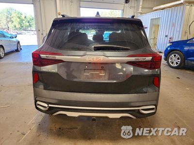 Zdjęcie 6 z 13 samochodu: 2022 KIA SELTOS S VIN:KNDEUCAA8N7279747 - miniatura