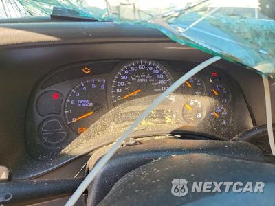 Zdjęcie 9 z 13 samochodu: 2004 GMC YUKON XL C1500 VIN:3GKEC16Z24G233585 - miniatura