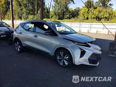 Czwarte zdjęcie samochodu z boku: 2023 CHEVROLET BOLT EUV LT VIN:1G1FY6S01P4161326 - miniatura