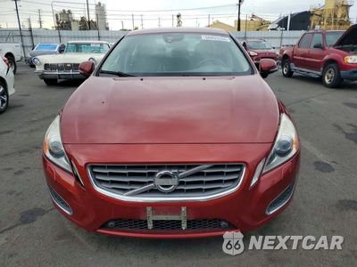 Piąte zdjęcie samochodu w środku: 2013 VOLVO S60 T5 VIN:YV1612FH0D2189978 - miniatura