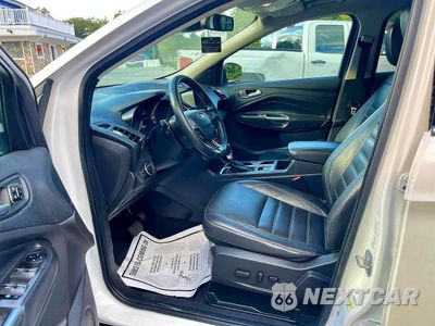 Zdjęcie 11 z 15 samochodu: 2018 FORD ESCAPE TITANIUM VIN:1FMCU0J94JUB97212 - miniatura