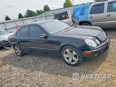 Czwarte zdjęcie samochodu z boku: 2006 MERCEDES-BENZ E 500 VIN:WDBUF70J86A973999 - miniatura