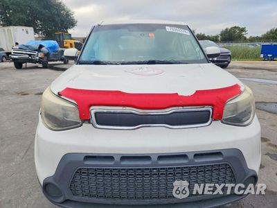 Piąte zdjęcie samochodu w środku: 2015 KIA SOUL BASE VIN:KNDJN2A29F7813161 - miniatura