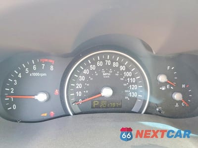 Zdjęcie 9 z 14 samochodu: 2014 KIA SEDONA LX VIN:KNDMG4C75E6561540 - miniatura