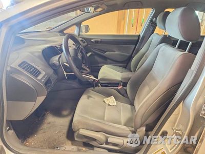 Zdjęcie 7 z 12 samochodu: 2010 HONDA CIVIC LX VIN:2HGFA1F58AH319600 - miniatura