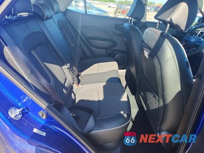 Zdjęcie 11 z 14 samochodu: 2023 HYUNDAI VENUE LIMITED VIN:KMHRC8A30PU228911 - miniatura
