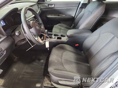 Zdjęcie 7 z 13 samochodu: 2019 KIA OPTIMA LX VIN:5XXGT4L36KG366467 - miniatura