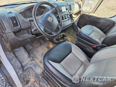 Zdjęcie 8 z 13 samochodu: 2021 RAM PROMASTER 2500 2500 HIGH VIN:3C6LRVDG2ME530370 - miniatura