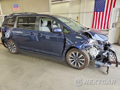 Czwarte zdjęcie samochodu z boku: 2019 TOYOTA SIEANNA VIN:5TDJZ3DC7KS226648 - miniatura