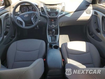 Zdjęcie 8 z 12 samochodu: 2016 HYUNDAI ELANTRA SE VIN:5NPDH4AEXGH766455 - miniatura