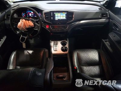 Zdjęcie 8 z 13 samochodu: 2020 HONDA PASSPORT EXL VIN:5FNYF8H58LB009907 - miniatura
