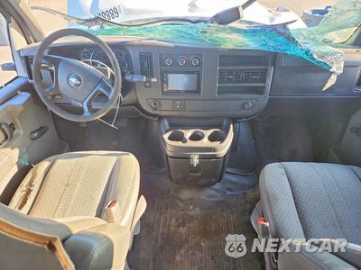 Zdjęcie 8 z 12 samochodu: 2010 CHEVROLET EXPRESS G2500 DELIVERY VAN VIN:1GCZGFBA3A1130331 - miniatura