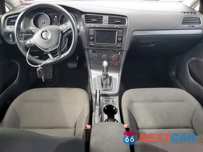 Zdjęcie 8 z 12 samochodu: 2019 VOLKSWAGEN GOLF SPORTWAGEN S VIN:3VW117AU9KM521324 - miniatura