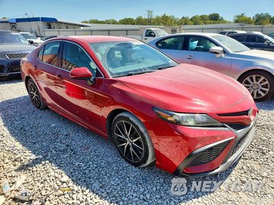 Czwarte zdjęcie samochodu z boku: 2021 TOYOTA CAMRY SE VIN:4T1G11AK6MU409910 - miniatura