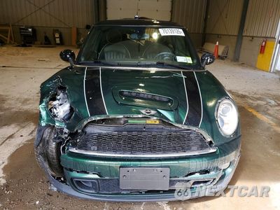 Piąte zdjęcie samochodu w środku: 2011 MINI COOPER S VIN:WMWSV3C50BTY13551 - miniatura