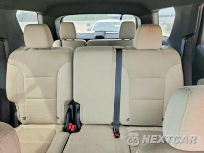 Zdjęcie 10 z 13 samochodu: 2022 CHEVROLET TRAVERSE LS VIN:1GNERFKW3NJ120240 - miniatura