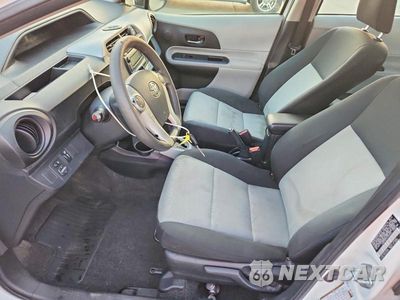 Zdjęcie 7 z 13 samochodu: 2012 TOYOTA PRIUS C TWO VIN:JTDKDTB31C1518154 - miniatura