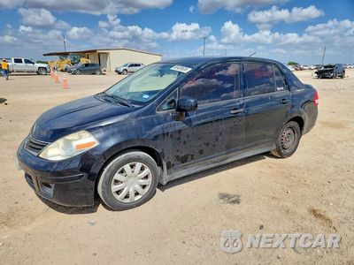 2010 NISSAN VERSA 1.8 S 3N1BC1AP4AL418909 - główne zdjęcie licytacji z USA - miniatura