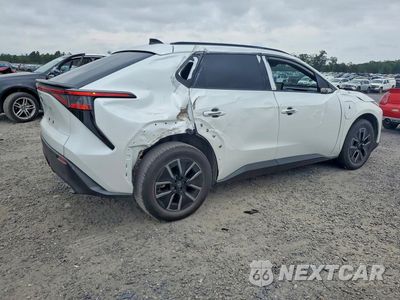 Trzecie zdjęcie samochodu z tyłu: 2026 TOYOTA BZ XLE PLUS VIN:JTMBCAEB5TA010280 - miniatura